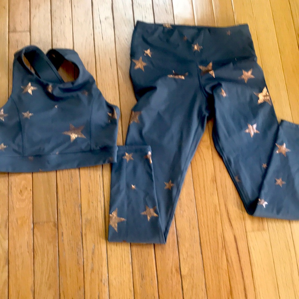 Nwot Women's Star-Patterned Activity Set - image 1